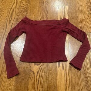 Off-Shoulder Ribbed Top in Burgundy discount